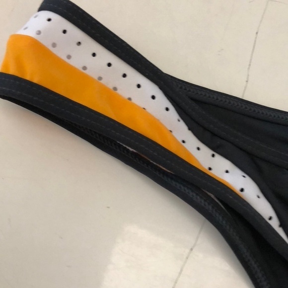 Vitamin A Bikini bottoms size medium NWOT - Picture 2 of 4